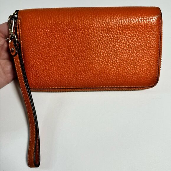 Michael Kors Orange Wallet - Picture 2 of 6